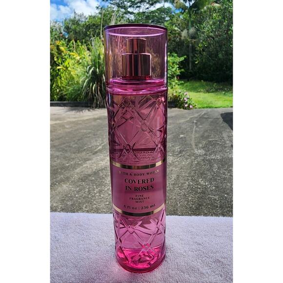 NEW Covered In Roses Fine Fragrance Mist 8 oz Spray Bath & Body Works - Picture 1 of 3